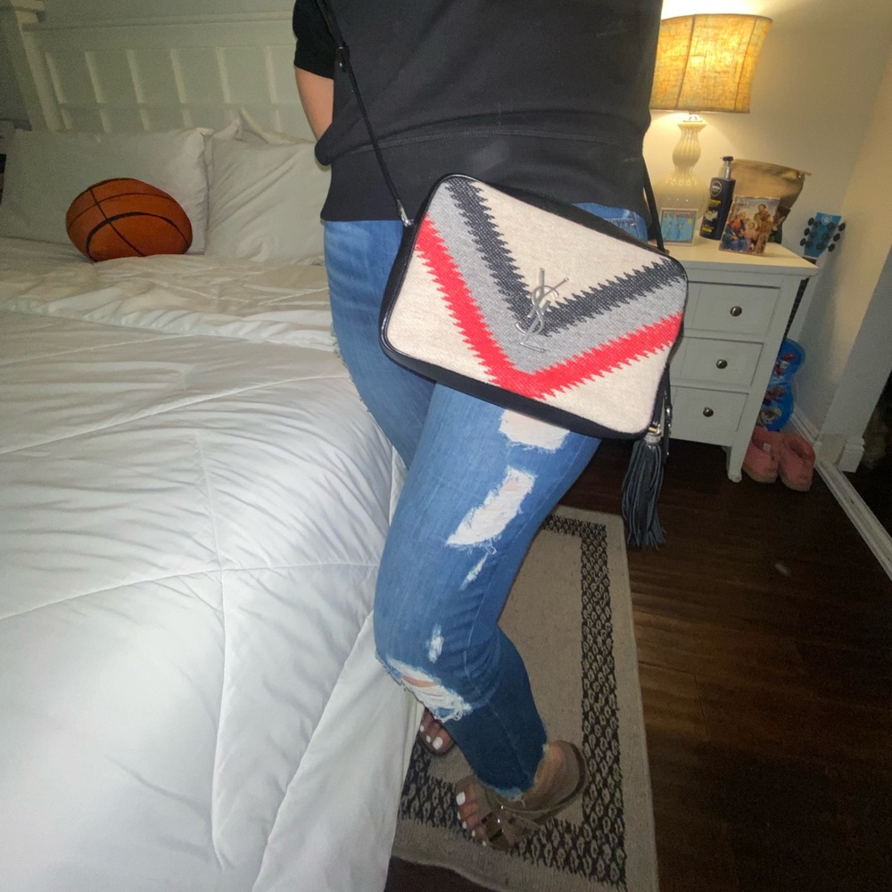 YSL CROSS BODY PURSE
